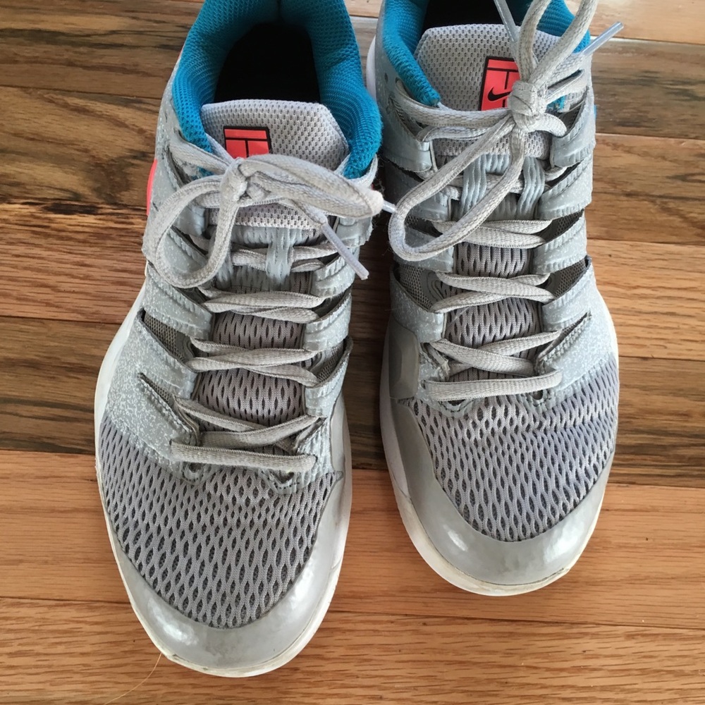 Nike Tennis Sneakers